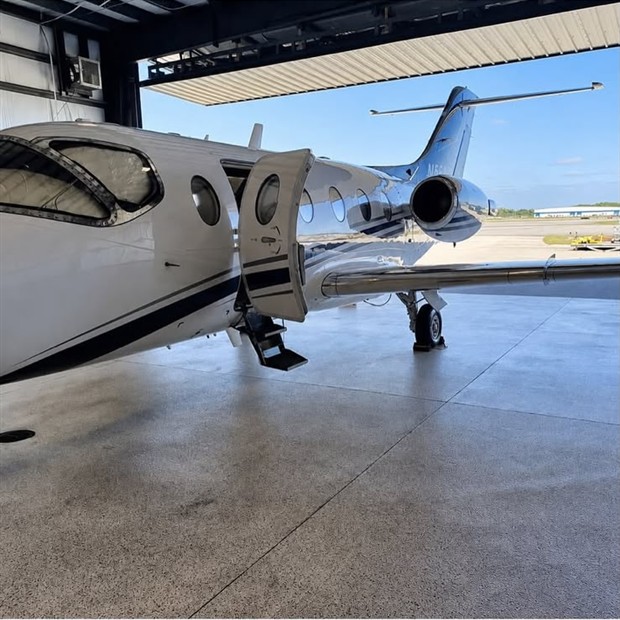 Aeronave à venda — V4 Aero Flight no Instagram