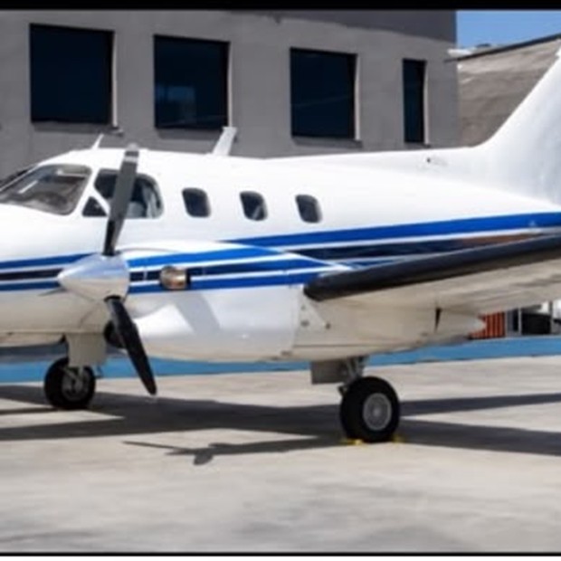 Aeronave à venda — V4 Aero Flight no Instagram